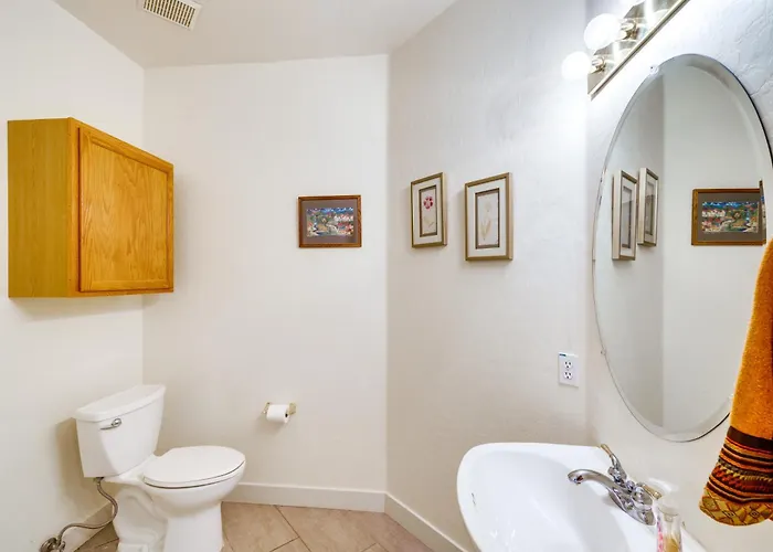 Holiday home 6 Mi To Pinnacle Peak Park: Bbq-ready W/ Yard