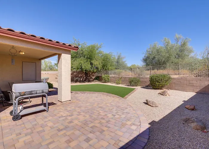 6 Mi To Pinnacle Peak Park: Bbq-ready W/ Yard Holiday home *
